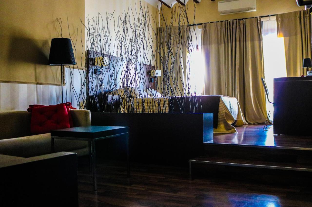 Hotel Rural Plaza Mayor 친촌 외부 사진